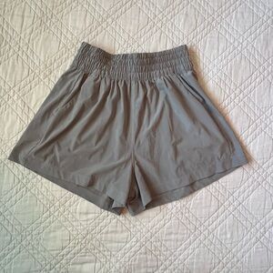 Vuori Villa Shorts, Gray, Size XS